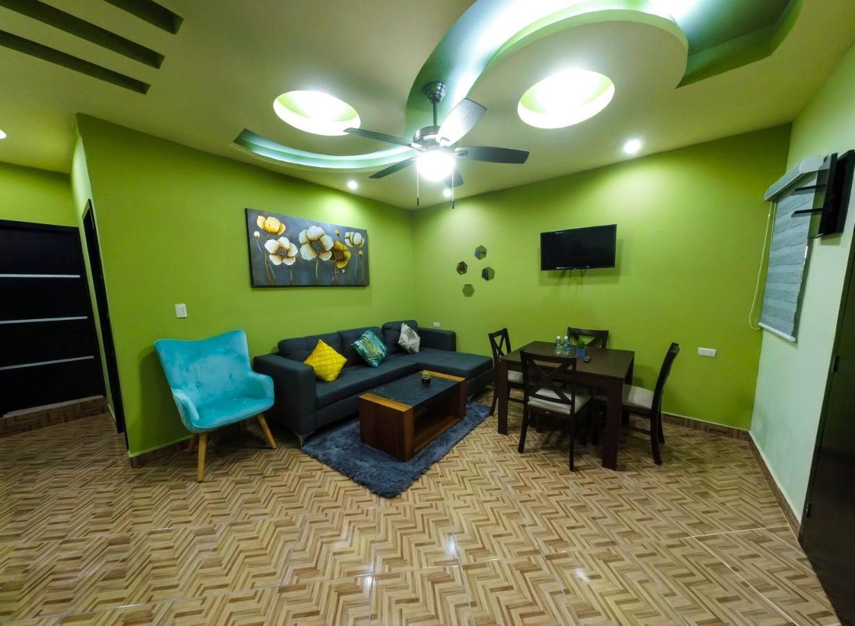 Apartamentos Michael Palenque Bagian luar foto