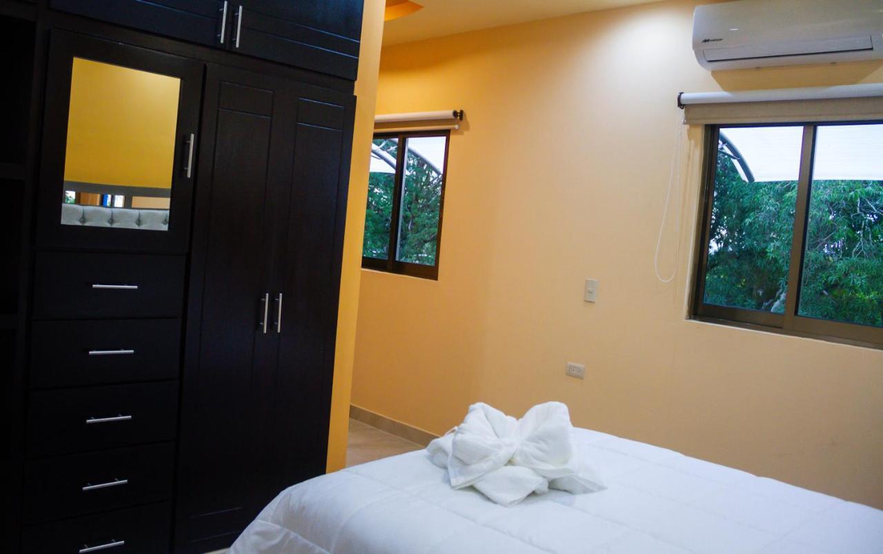 Apartamentos Michael Palenque Bagian luar foto