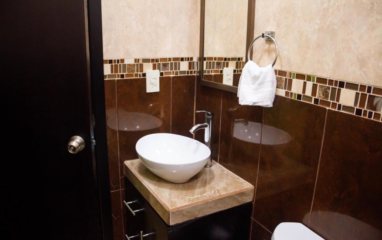Apartamentos Michael Palenque Bagian luar foto